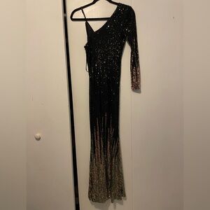 Elegant Black and Gold Sequin Dress